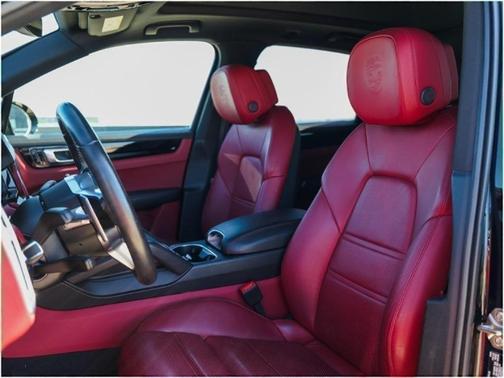 2020 Porsche Cayenne Base