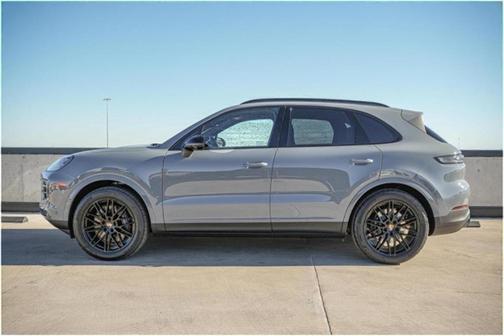 2025 Porsche Cayenne Base