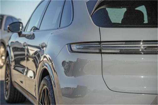 2025 Porsche Cayenne Base