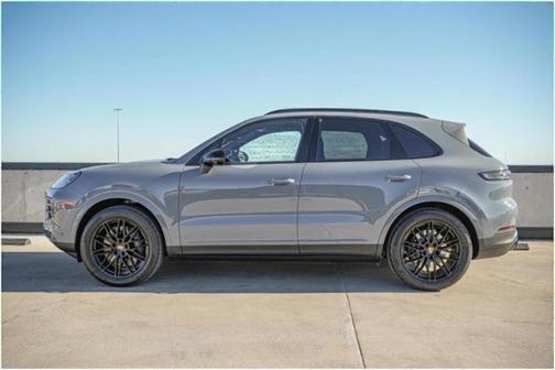 2025 Porsche Cayenne Base