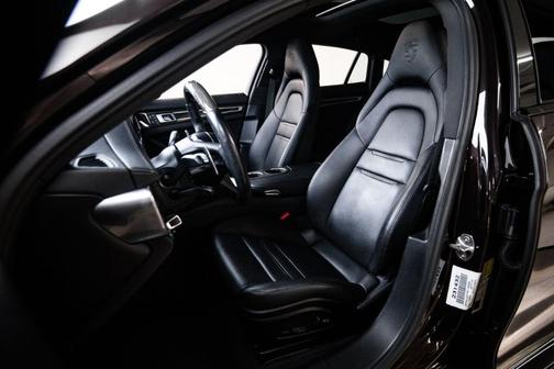 Amethyst Metallic 2023 Porsche Panamera Platinum Edition