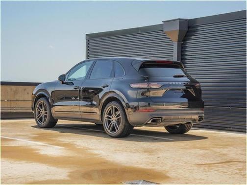 2021 Porsche Cayenne Base
