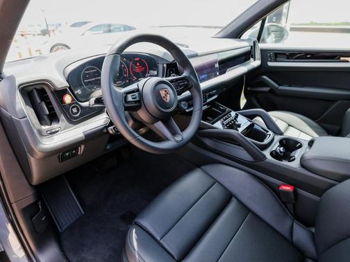 2026 Porsche Cayenne Base
