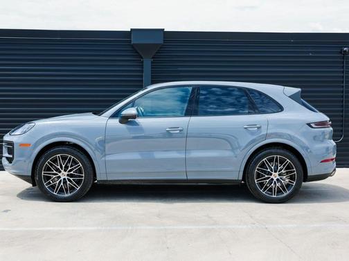 2026 Porsche Cayenne Base
