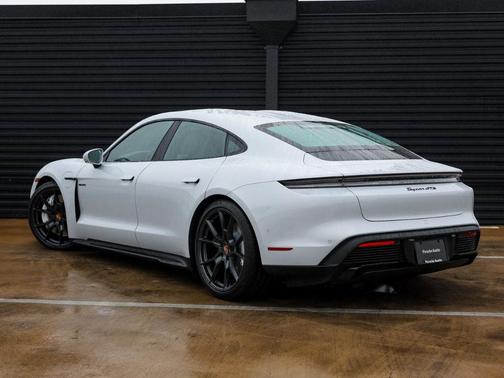 Ice 2026 Porsche Taycan GTS