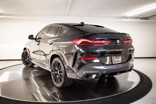 Black Sapphire Metallic 2025 BMW X6 xDrive40i