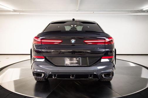 Black Sapphire Metallic 2025 BMW X6 xDrive40i