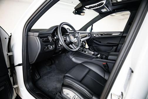 White 2026 Porsche Macan Base