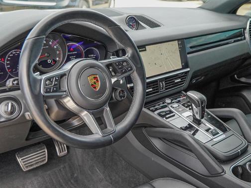 2022 Porsche Cayenne S Coupe AWD