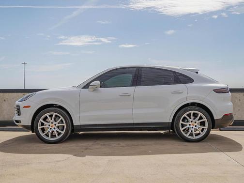 2022 Porsche Cayenne S Coupe AWD