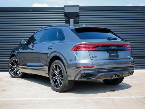 2021 Audi Q8 55 Prestige
