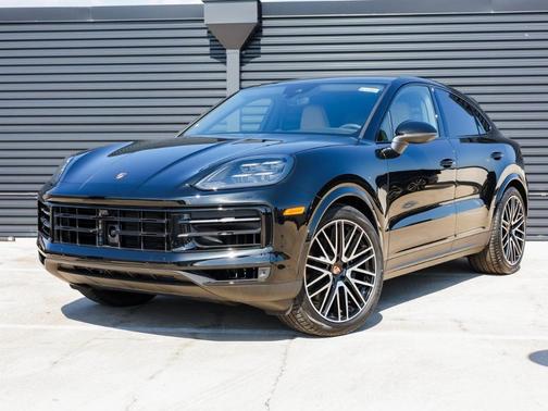 2025 Porsche Cayenne AWD