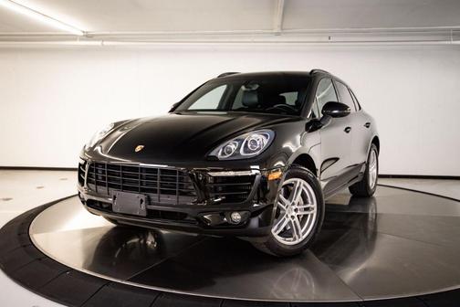 Black 2016 Porsche Macan S