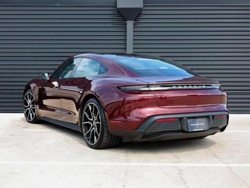2022 Porsche Taycan 4S