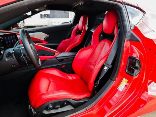 2021 Chevrolet Corvette Stingray w/2LT