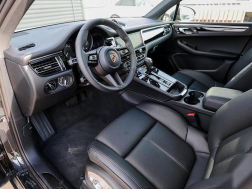 2026 Porsche Macan T