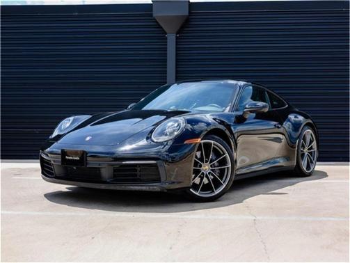 2022 Porsche 911 Carrera