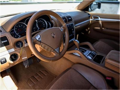 2009 Porsche Cayenne GTS