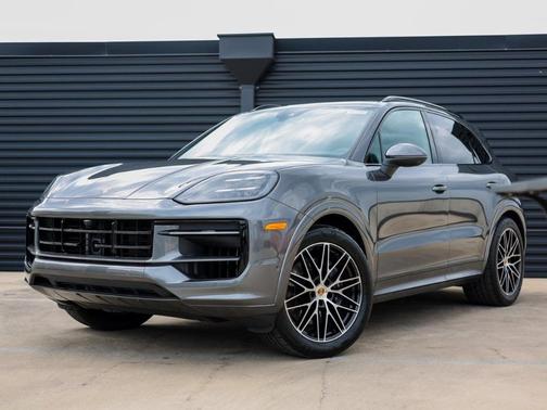 2025 Porsche Cayenne Base
