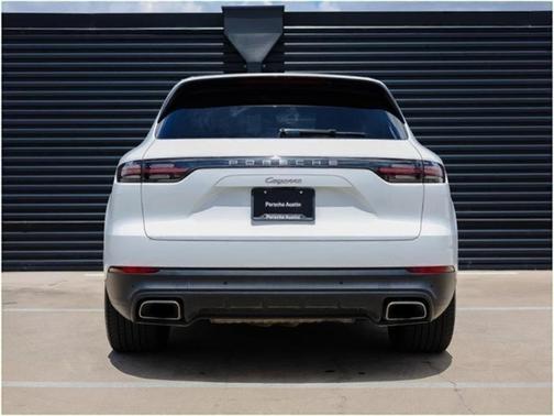 2021 Porsche Cayenne Base