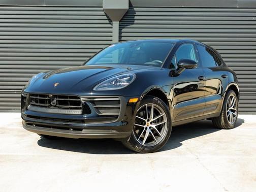 2025 Porsche Macan T
