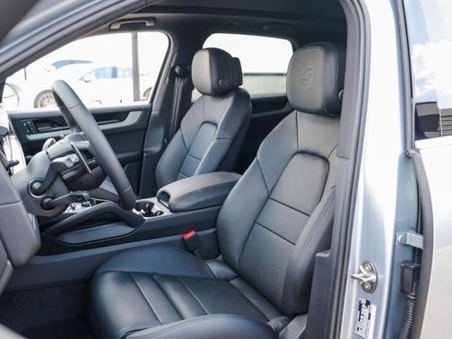 2026 Porsche Cayenne S