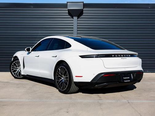 2021 Porsche Taycan Base