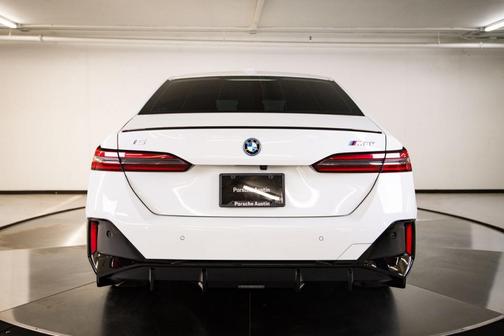 Alpine White 2024 BMW i5 M60