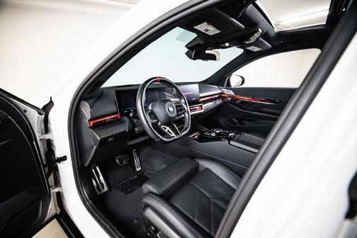 Alpine White 2024 BMW i5 M60