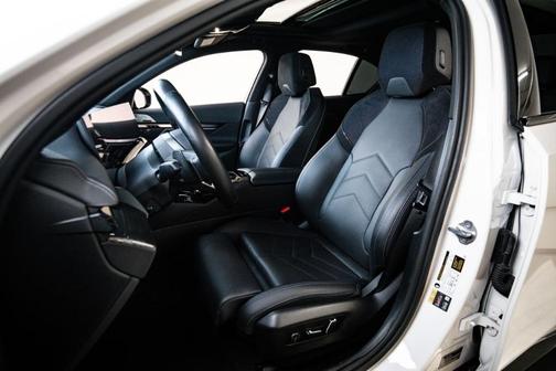 Alpine White 2024 BMW i5 M60