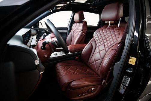 Black 2025 Genesis GV80 3.5T Prestige