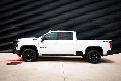 Summit White 2025 Chevrolet Silverado 2500 LTZ