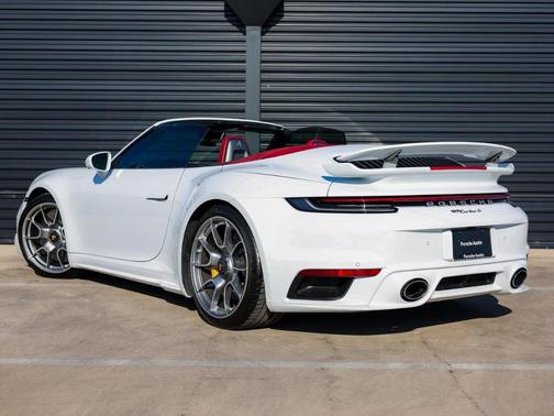 2021 Porsche 911 Turbo S