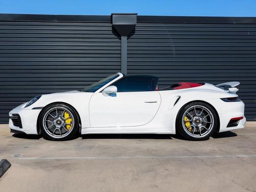 2021 Porsche 911 Turbo S