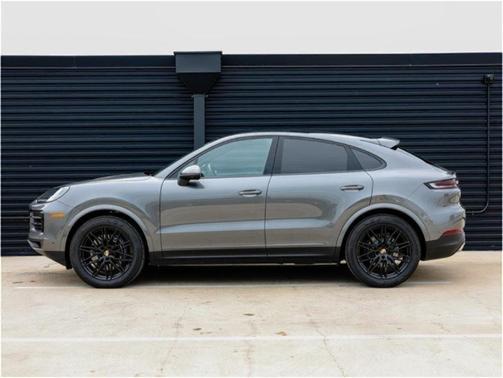 2025 Porsche Cayenne AWD
