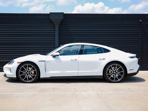 2026 Porsche Taycan 4