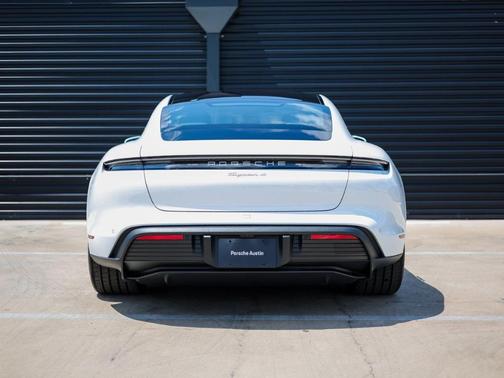 2026 Porsche Taycan 4