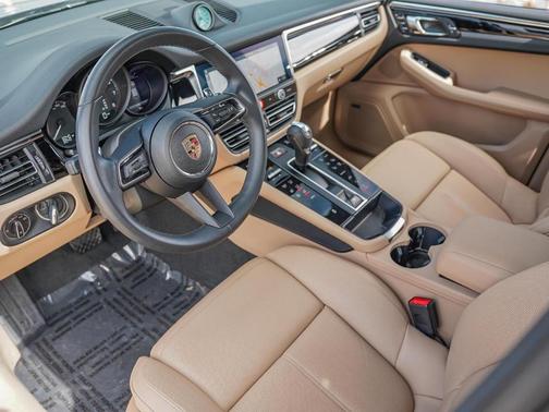 2024 Porsche Macan