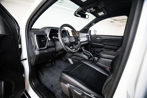 Summit White 2023 GMC Canyon Elevation