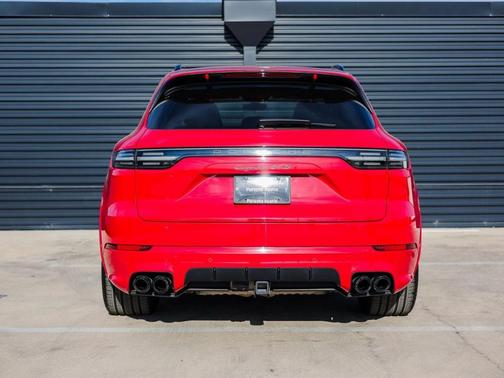 2022 Porsche Cayenne GTS