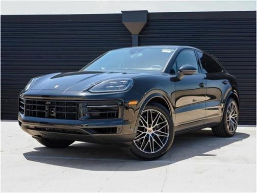 2025 Porsche Cayenne AWD