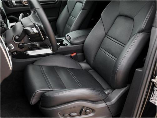 2022 Porsche Cayenne Turbo
