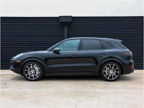 2022 Porsche Cayenne Turbo