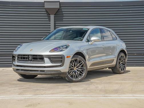 2024 Porsche Macan Base (PDK)