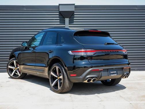 2025 Porsche Macan S