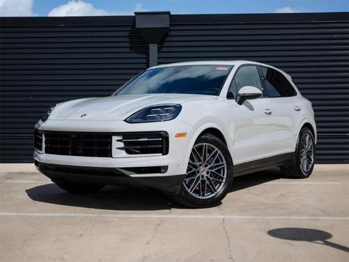 2025 Porsche Cayenne Base