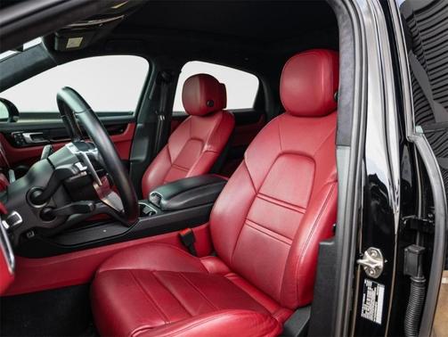 2022 Porsche Cayenne