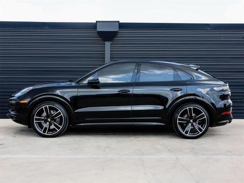 2022 Porsche Cayenne