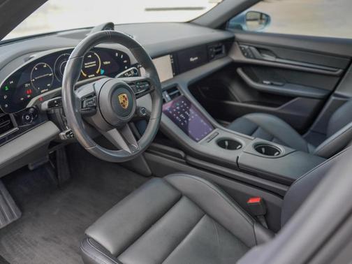 2022 Porsche Taycan 4S
