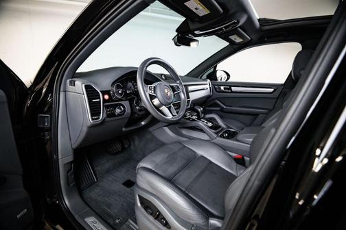 Black 2023 Porsche Cayenne Platinum Edition